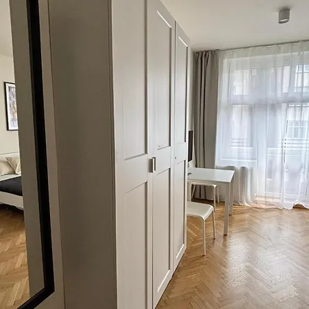 Apartament Powstańców X *